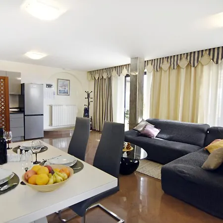 Apartment For Families With Children Savudrija, Umag - 22559 Savudrija